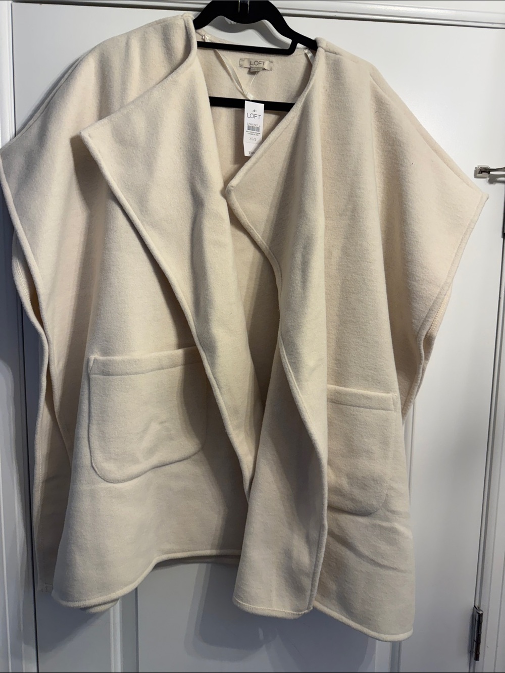 LOFT Ivory Open-Front Cape with Patch Pockets